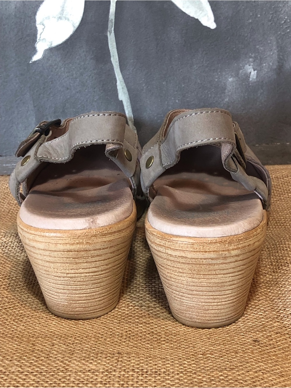 Dansko Marta Mary Jane Clog sz 9 - Picture 3 of 14
